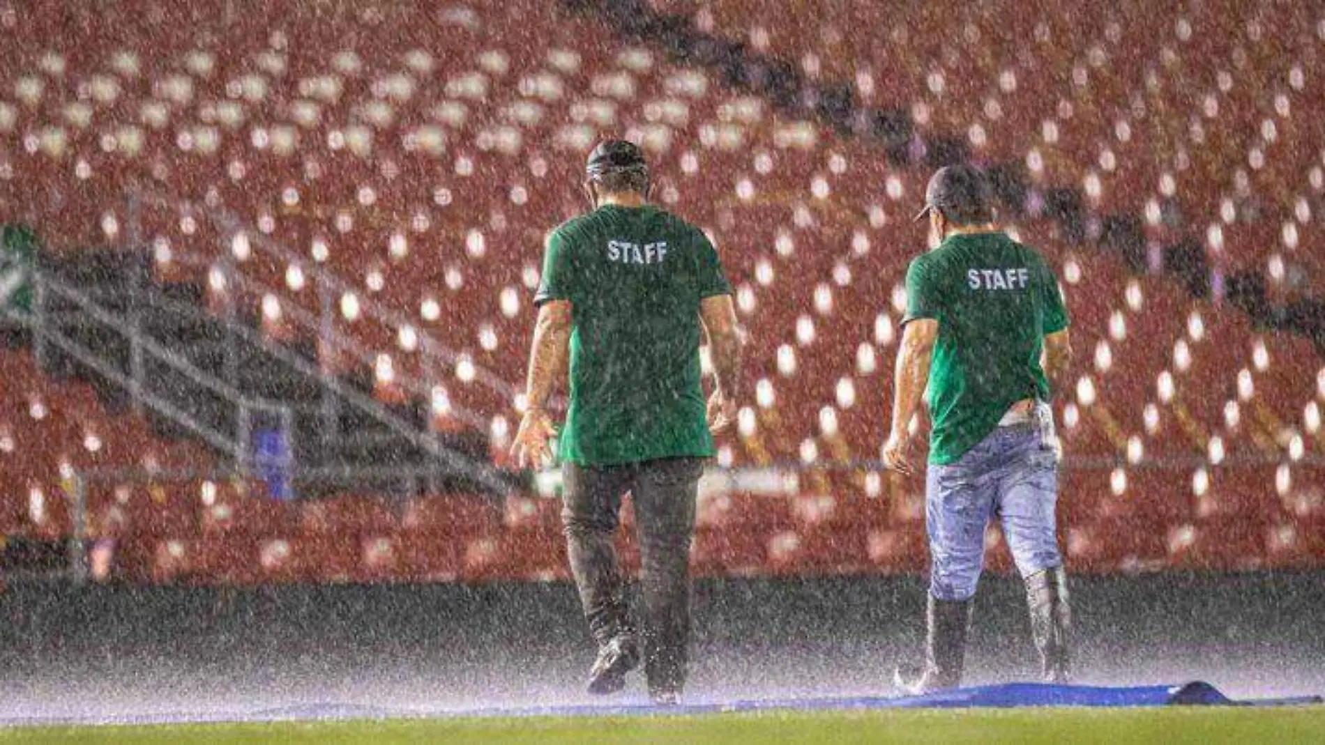 Lluvia cancelación Pericos Mariachis